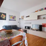 Xenia Apartments - Cozy Apartment Near Porta Romana