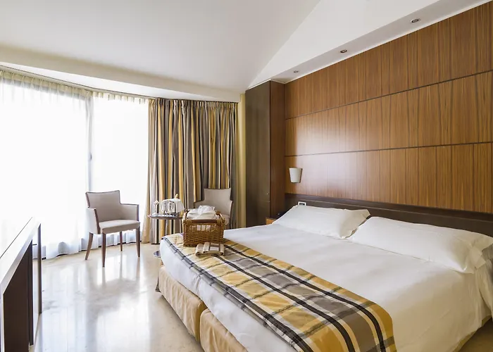 Hotel Carrobbio