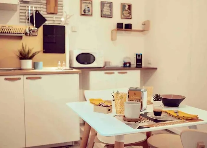 Casa Navi - Typical House By Navigli