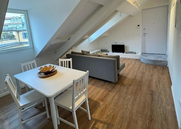 Be Your Home - Dalla Corte Del Glicine