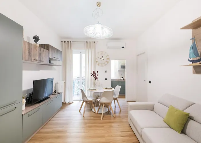 Easylife - Living Raffinato Con Vista In Solari