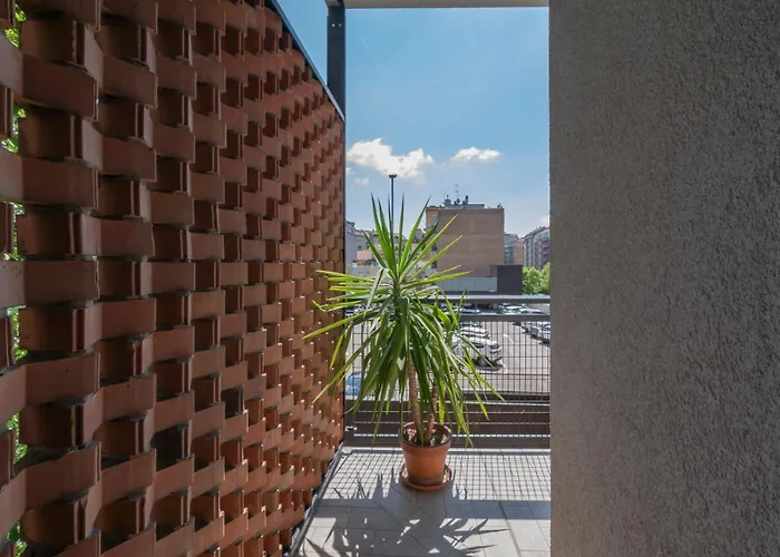Sant\'Agostino-Centro Near M2
