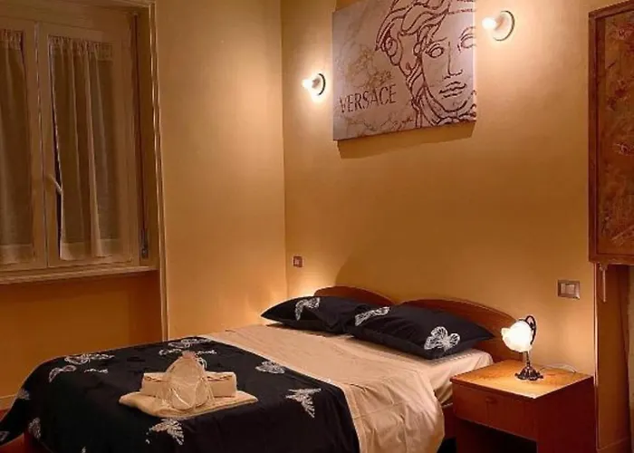 Easy Room Italy Balcony Grand Apartments