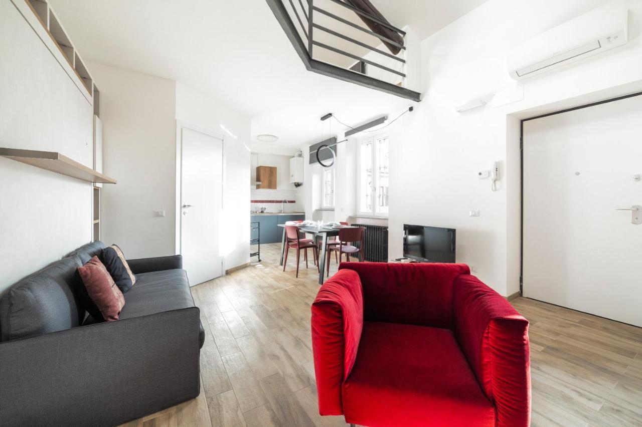 Renovated Duplex Apt Sempione & Arco Della Pace * Milan