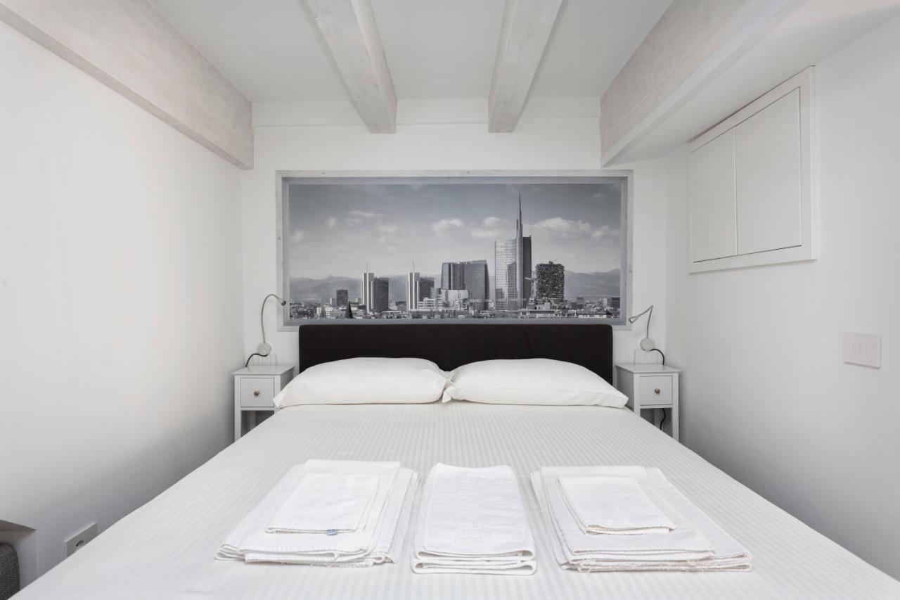 Apartment Nest For 2 In Fashion District Via S Cecilia Mailand