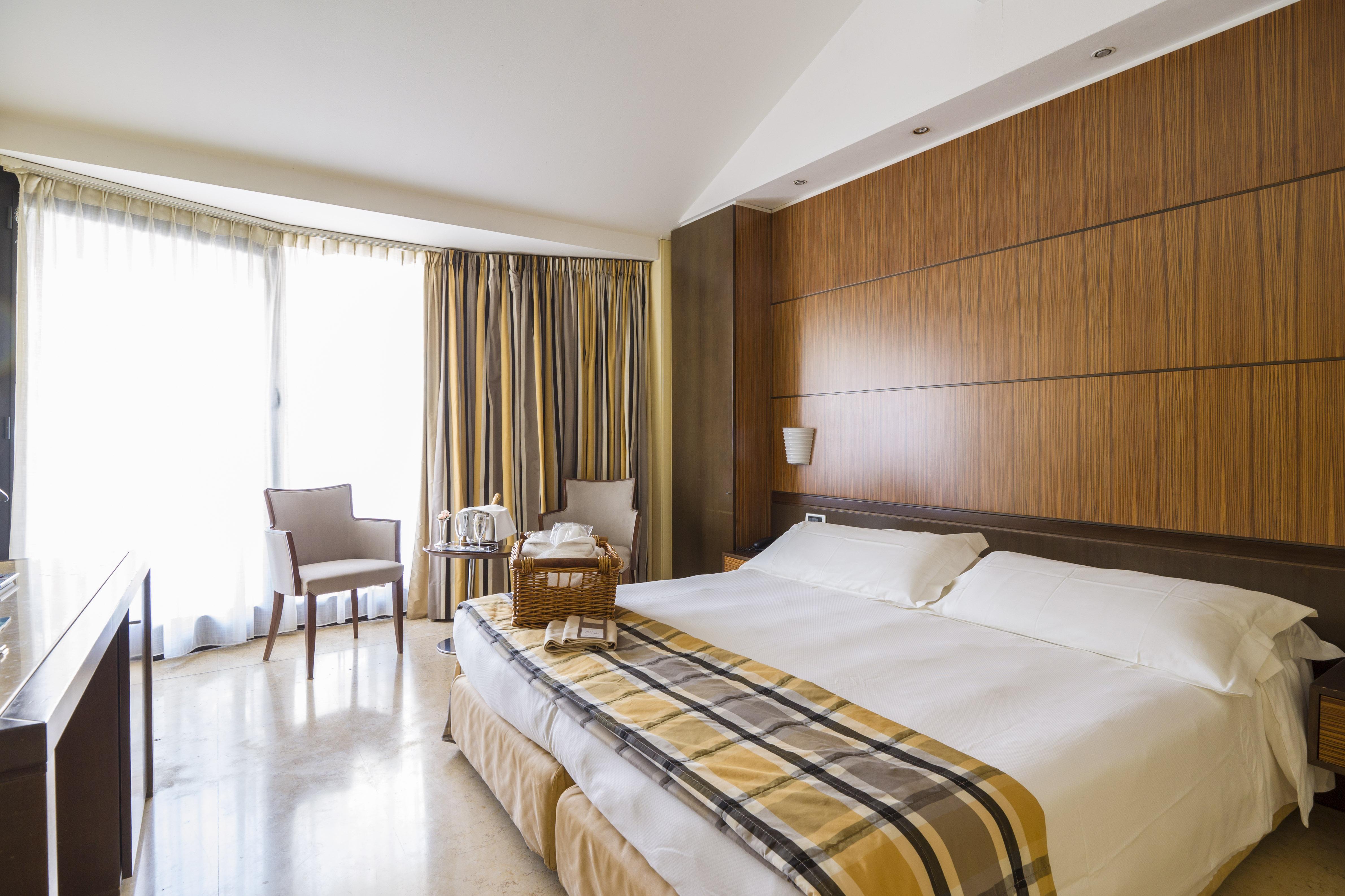 Hotel Carrobbio 4*