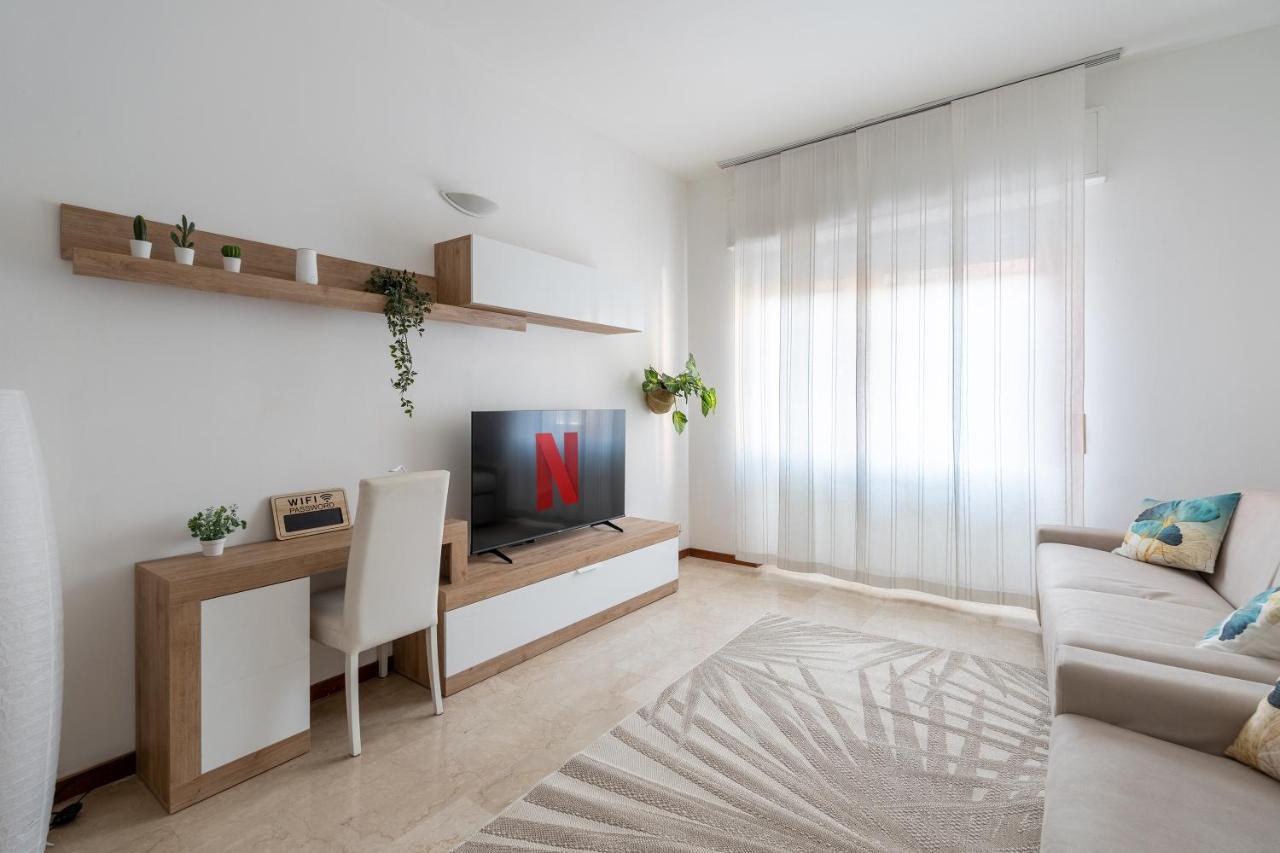 San Siro Big House Wifi Netflix Free Parking Apartment Milan