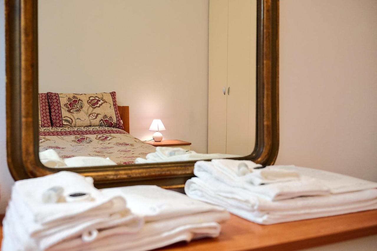 Apartment Xenia - Elegant Flat In The Center Of Milan