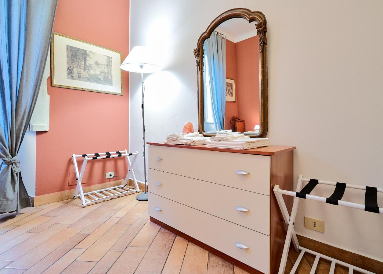 Apartment Xenia - Elegant Flat In The Center Of Milan