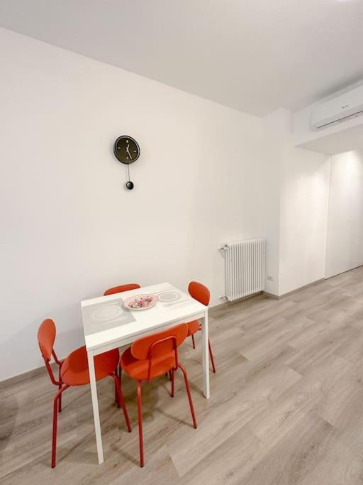 7 Min Duomo La Boutique Apartamento Milão