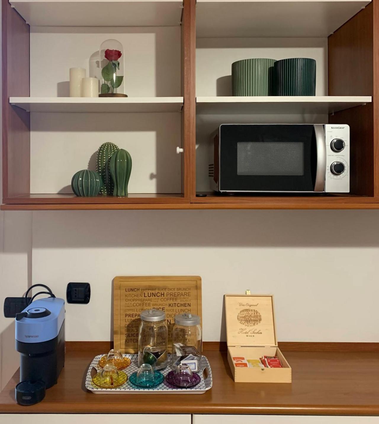 Apartment Metro *