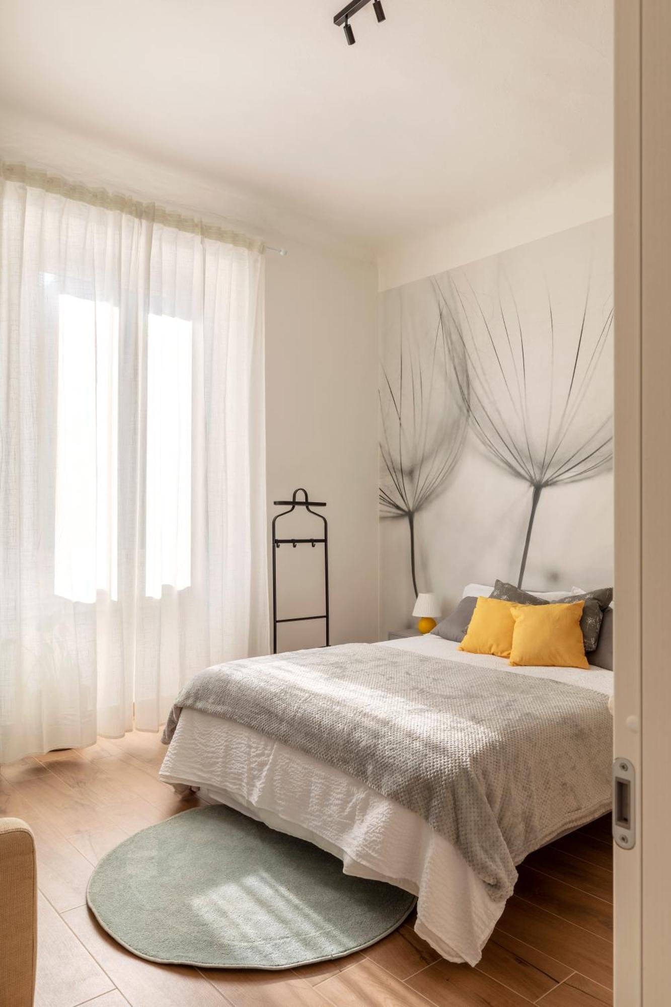 The House Of Dandelions - Duomo In 15min By Metro M3 Apartment