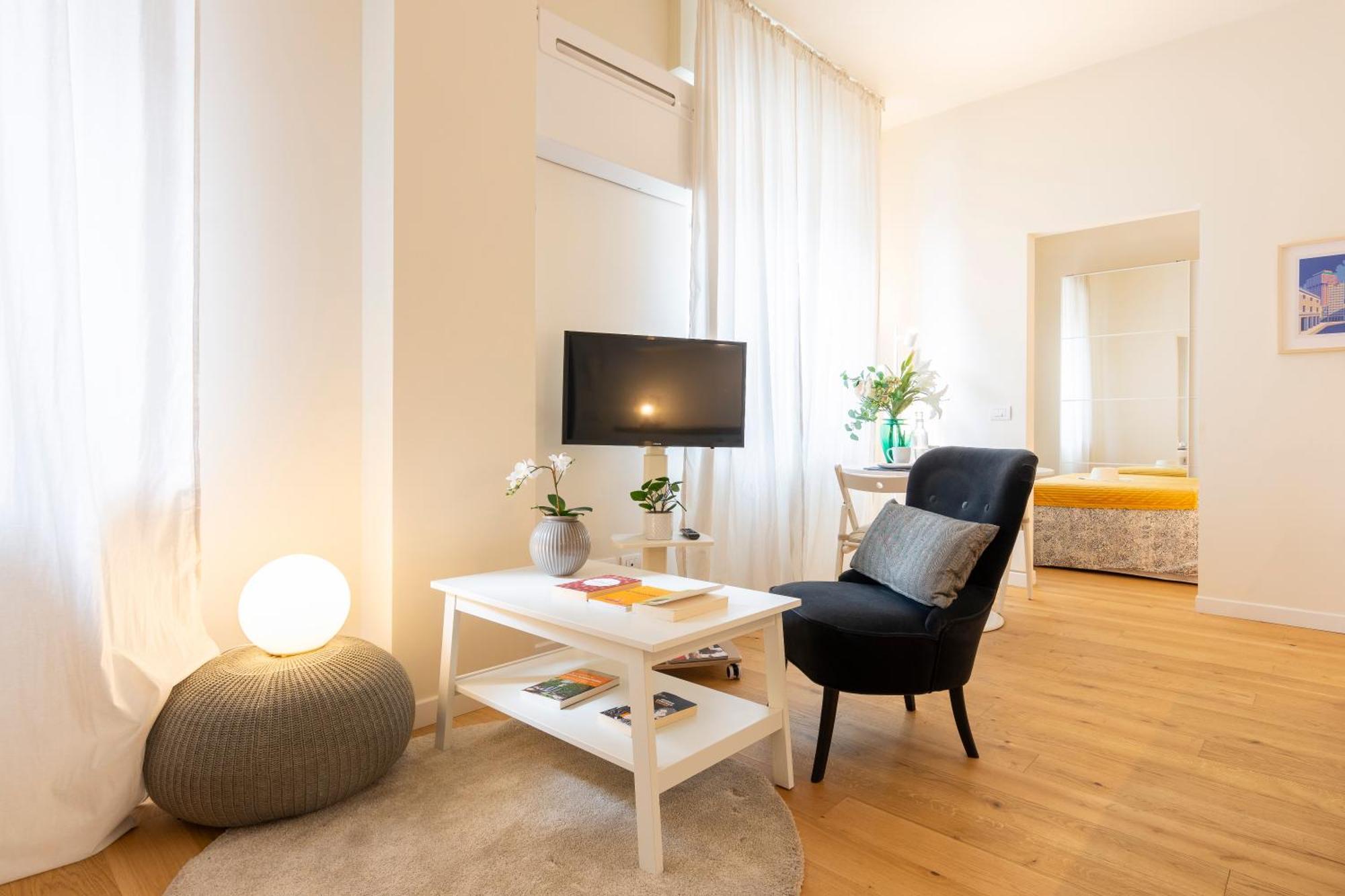 Ospitali - West Piccolo Nido Per Due Persone Ottimo X Partite O Concerti A San Siro Apartamento *