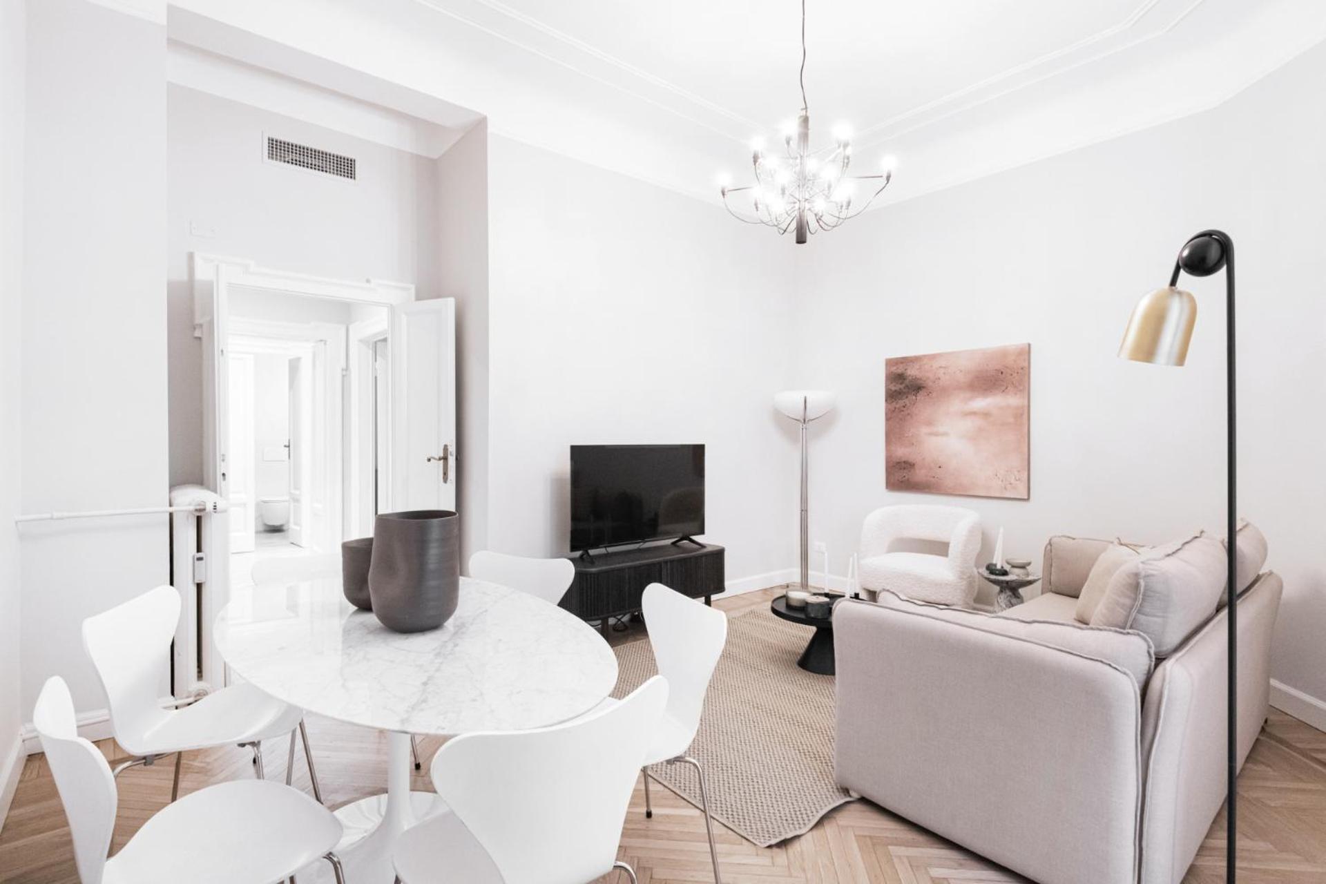 Easylife - Dimora Con Balcone In Porta Vittoria *