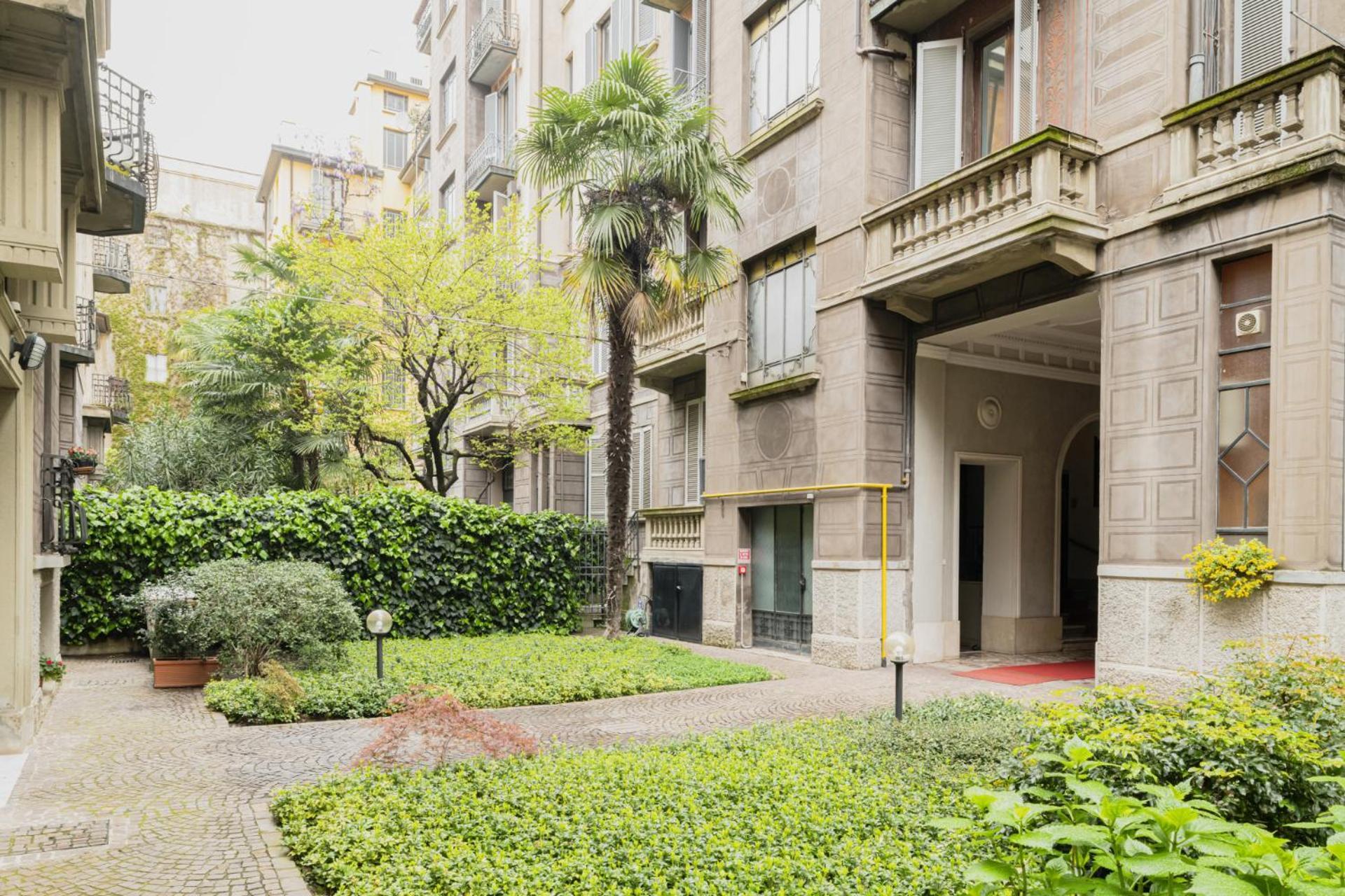 Easylife - Dimora Con Balcone In Porta Vittoria Apartment *