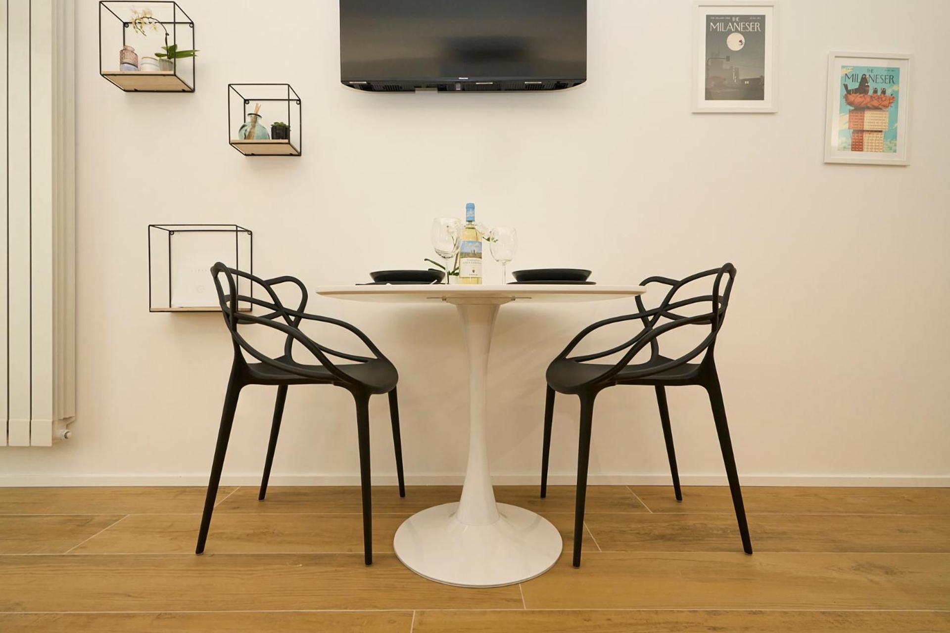 Apartment Duomo 10 Min - Cozy With Netflix & Wifi Milan