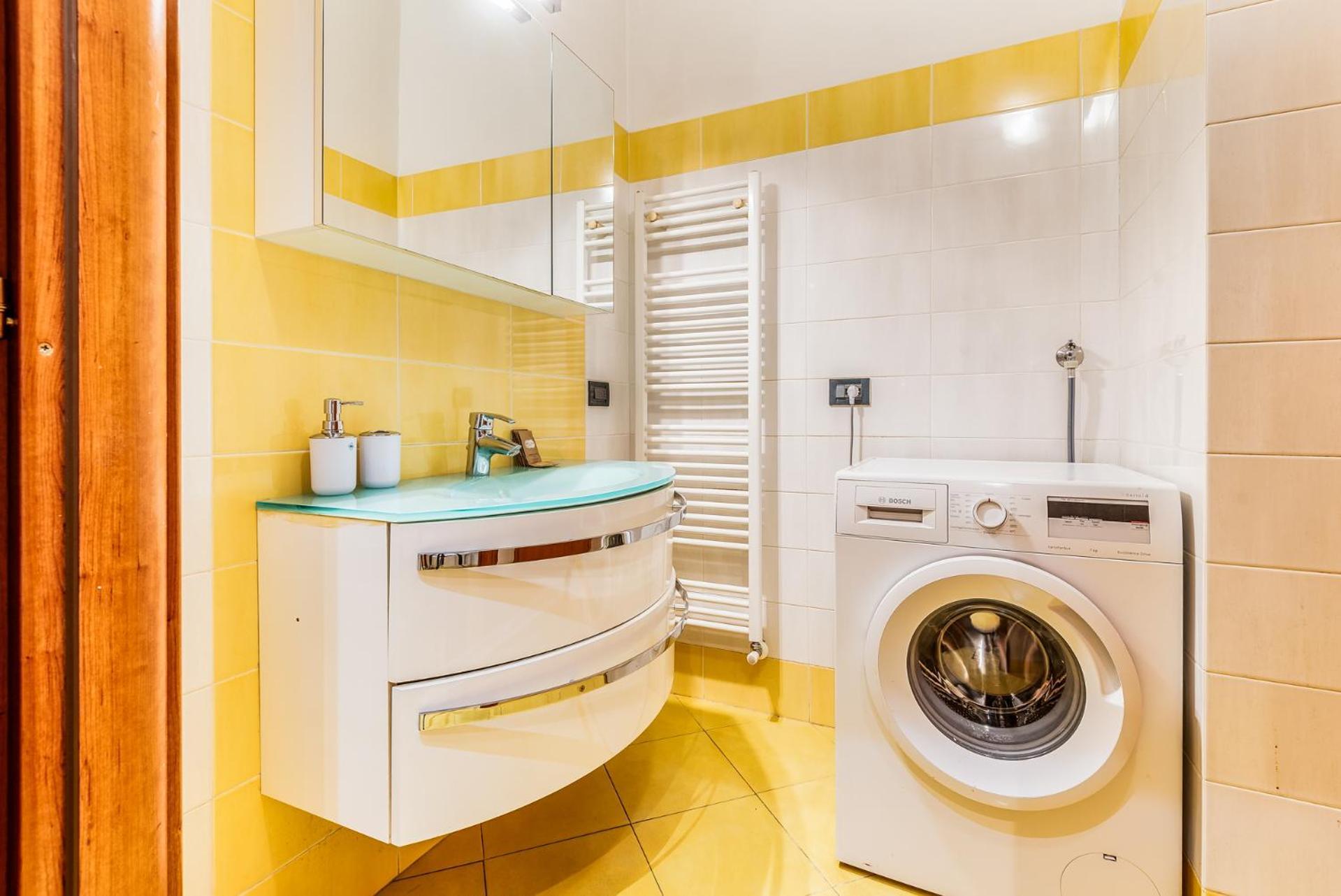 Brand New Centrale Via Soperga- 2pax- Wifi Apartment