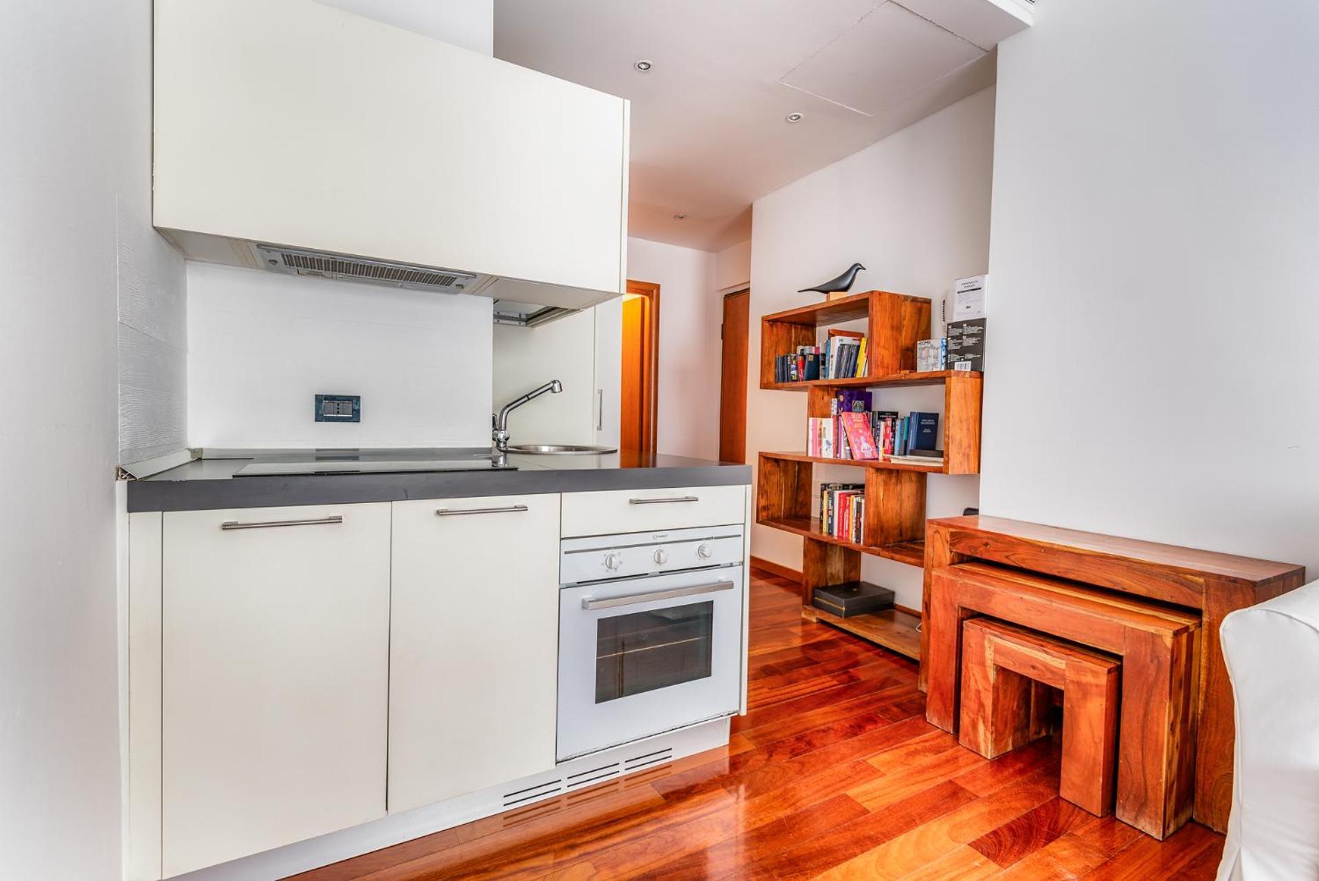Brand New Centrale Via Soperga- 2pax- Wifi Apartment Mailand