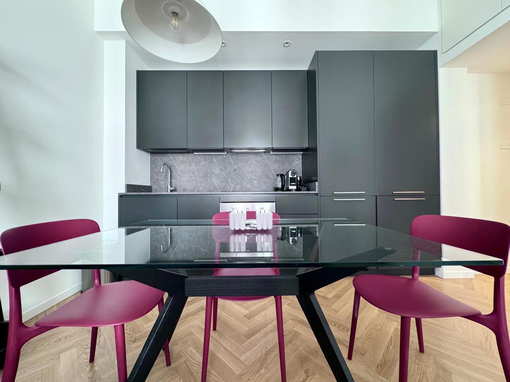 Apartment Cute And Duomo - Red Mailand