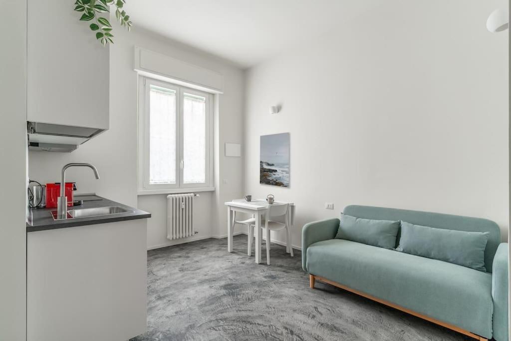 Apartment Giorgina's One Bedroom 20 Minuts Walking To Duomo Mailand