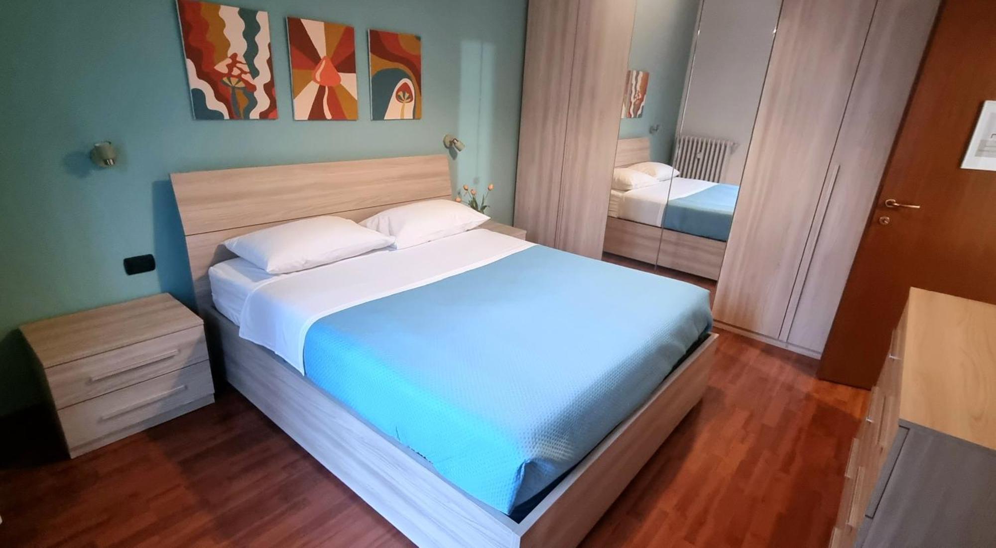 Metro Apartment