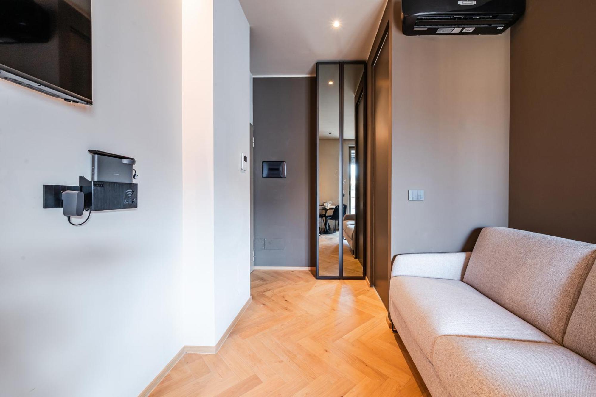 Terrazza Con Jacuzzi E Vista Iconica Sul Duomo Apartamento *