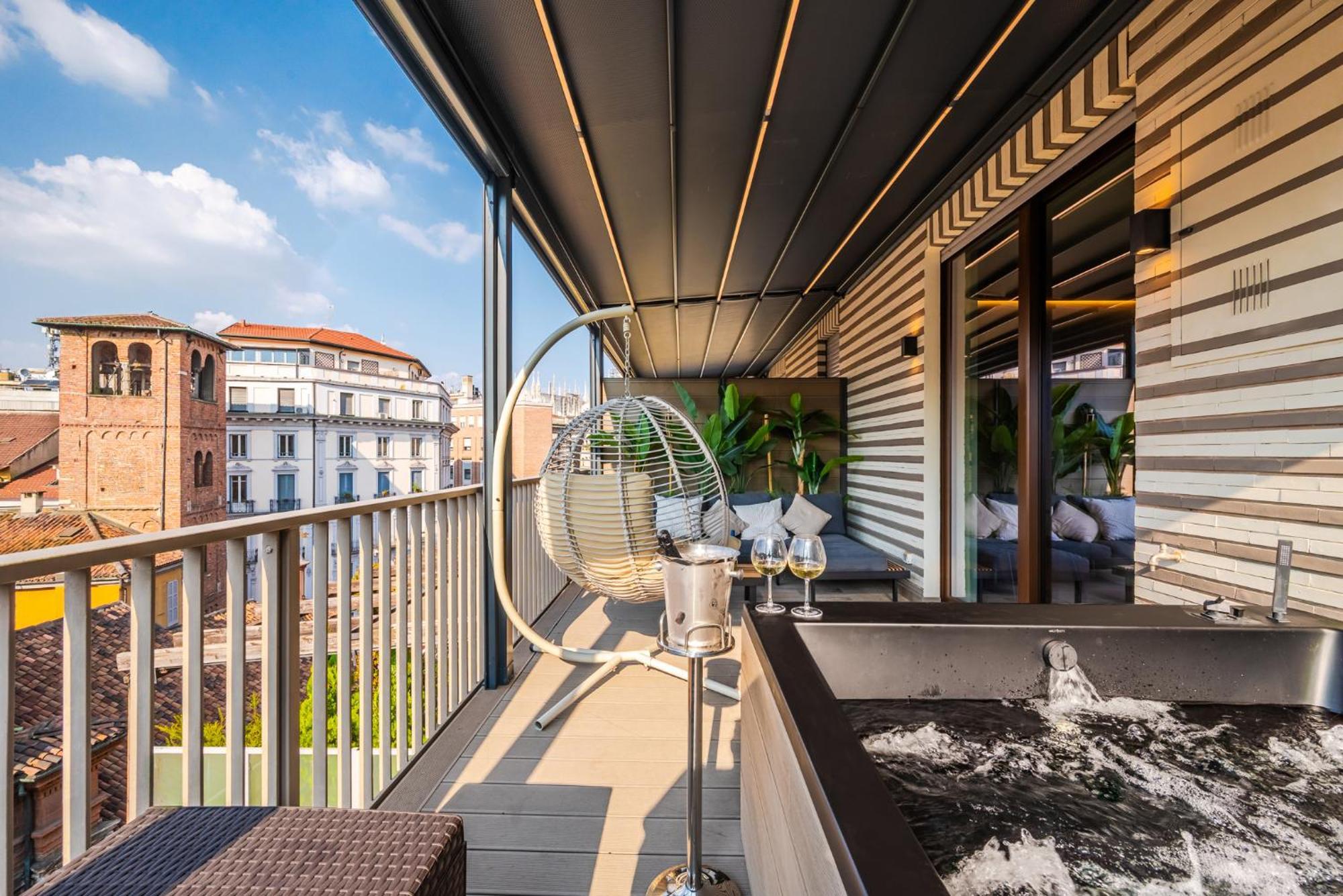 Apartamento Terrazza Con Jacuzzi E Vista Iconica Sul Duomo Milão