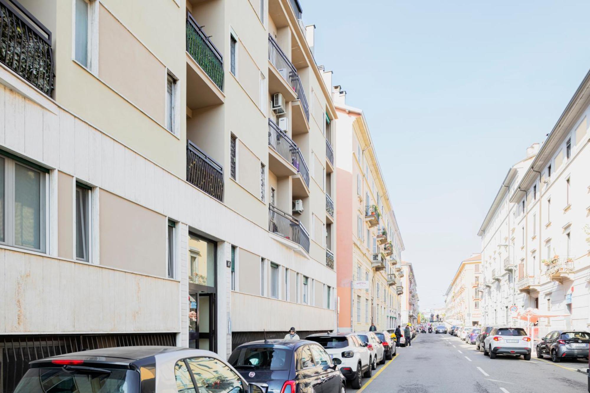 Apartamento Easylife - Modern In The Heart Of Navigli Milão