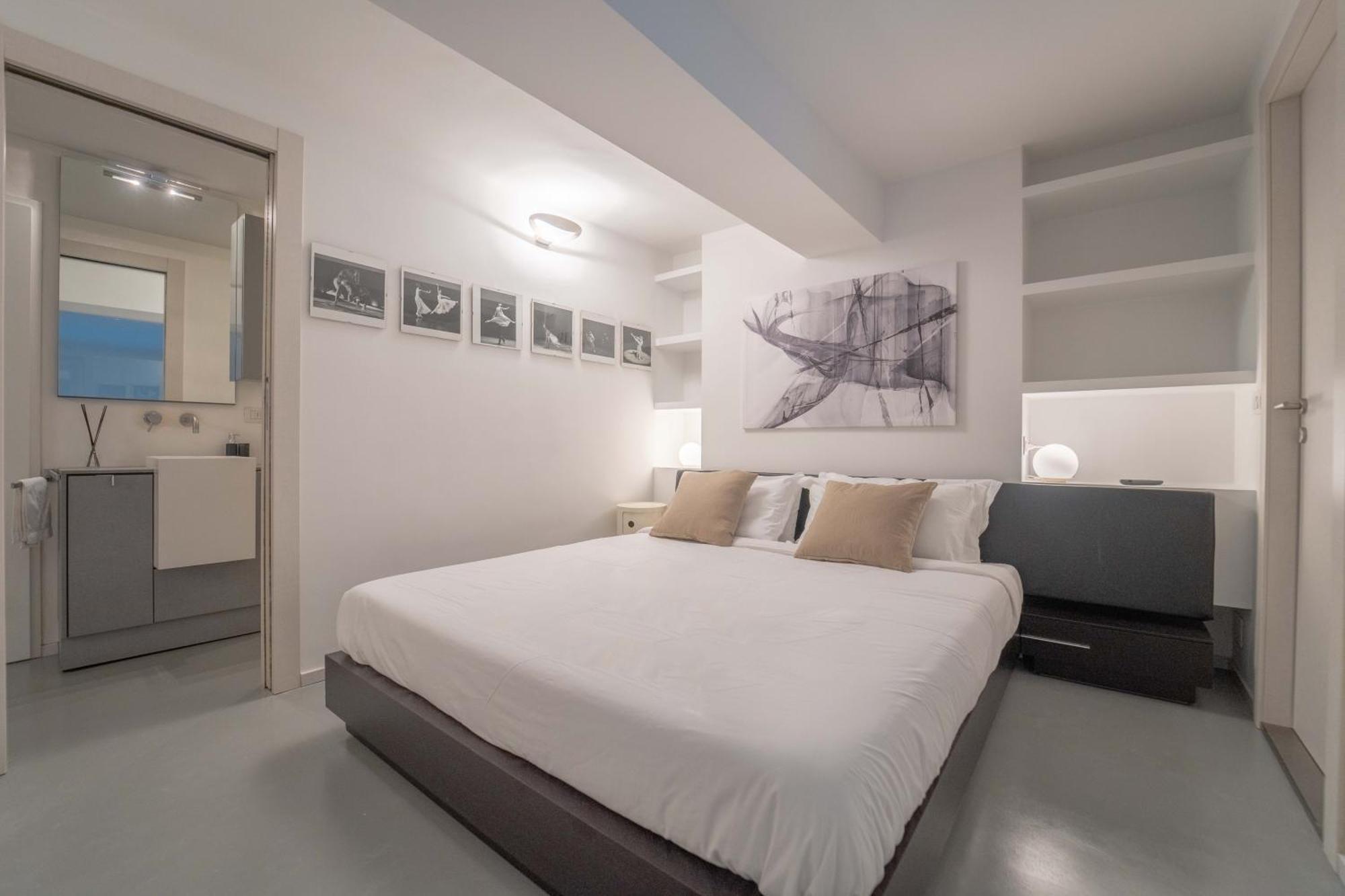 Apartment Marla Brera *
