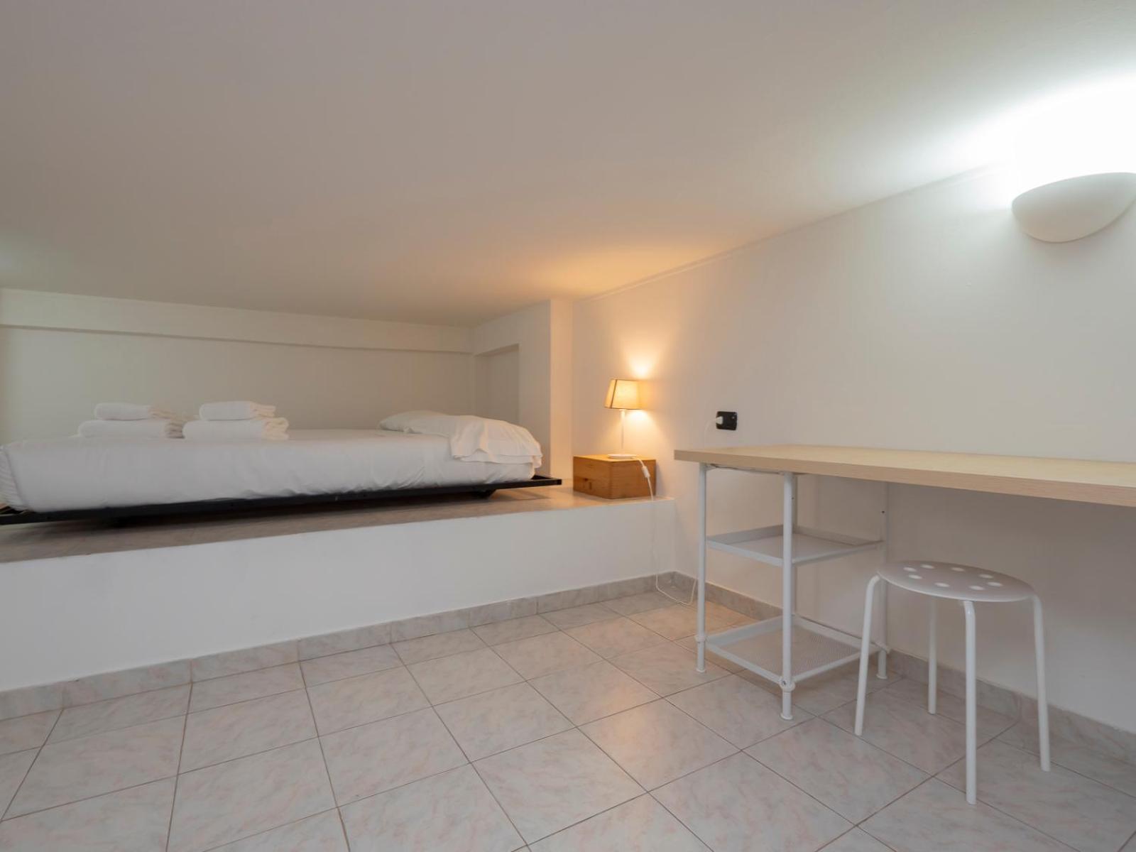 I Host - Breno 1 Apartment Mailand