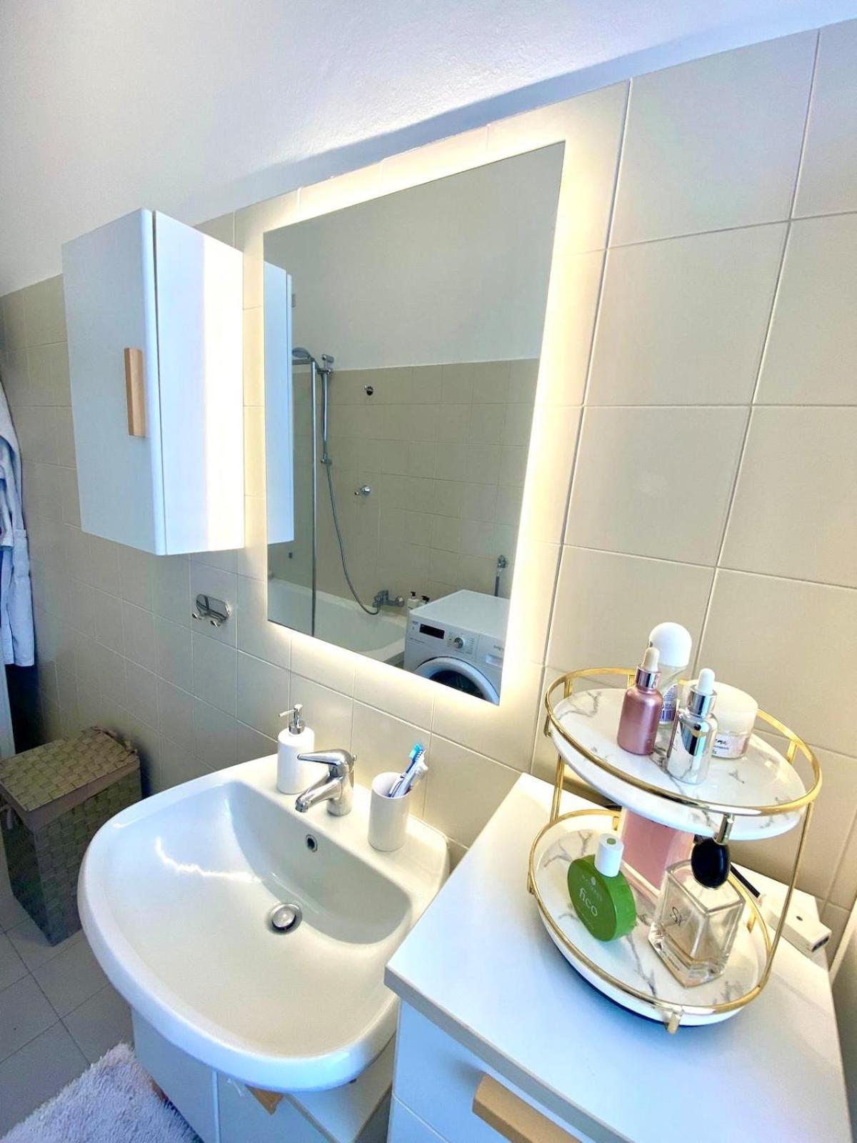 La Dolce Darsena - Your Escape Near Navigli And Duomo Apartamento Milão
