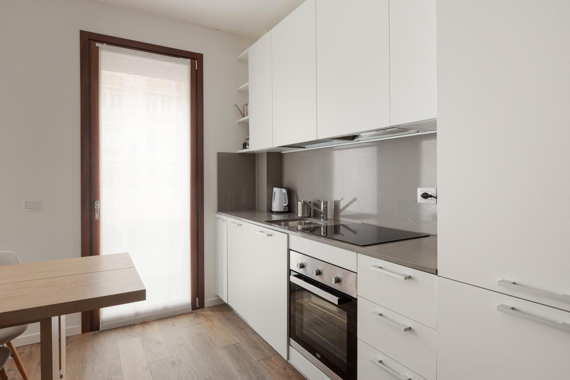 Apartamento Stazione - Moderno Bilocale Di Design *