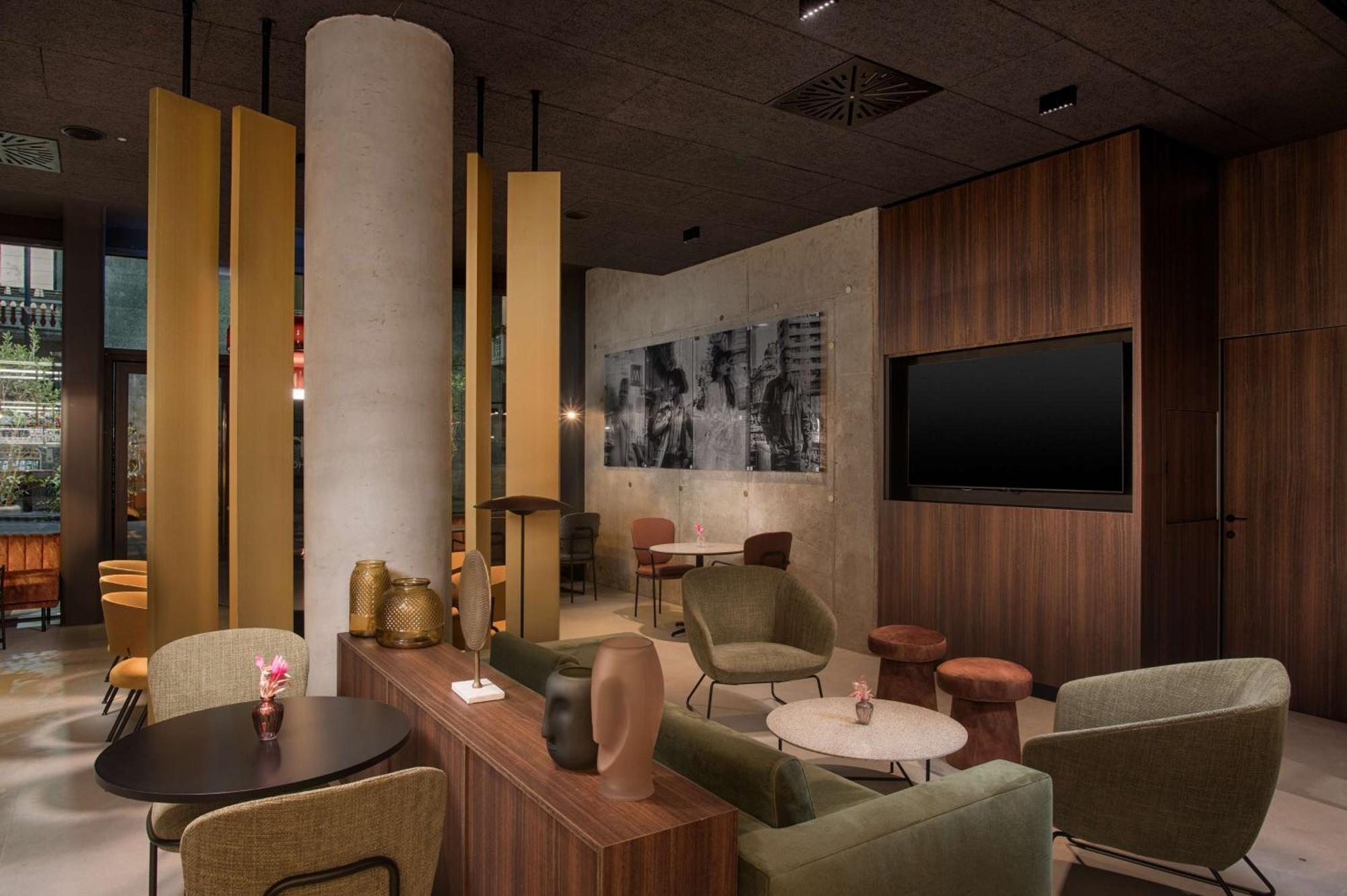 Hotel Nh Corso Buenos Aires 4*