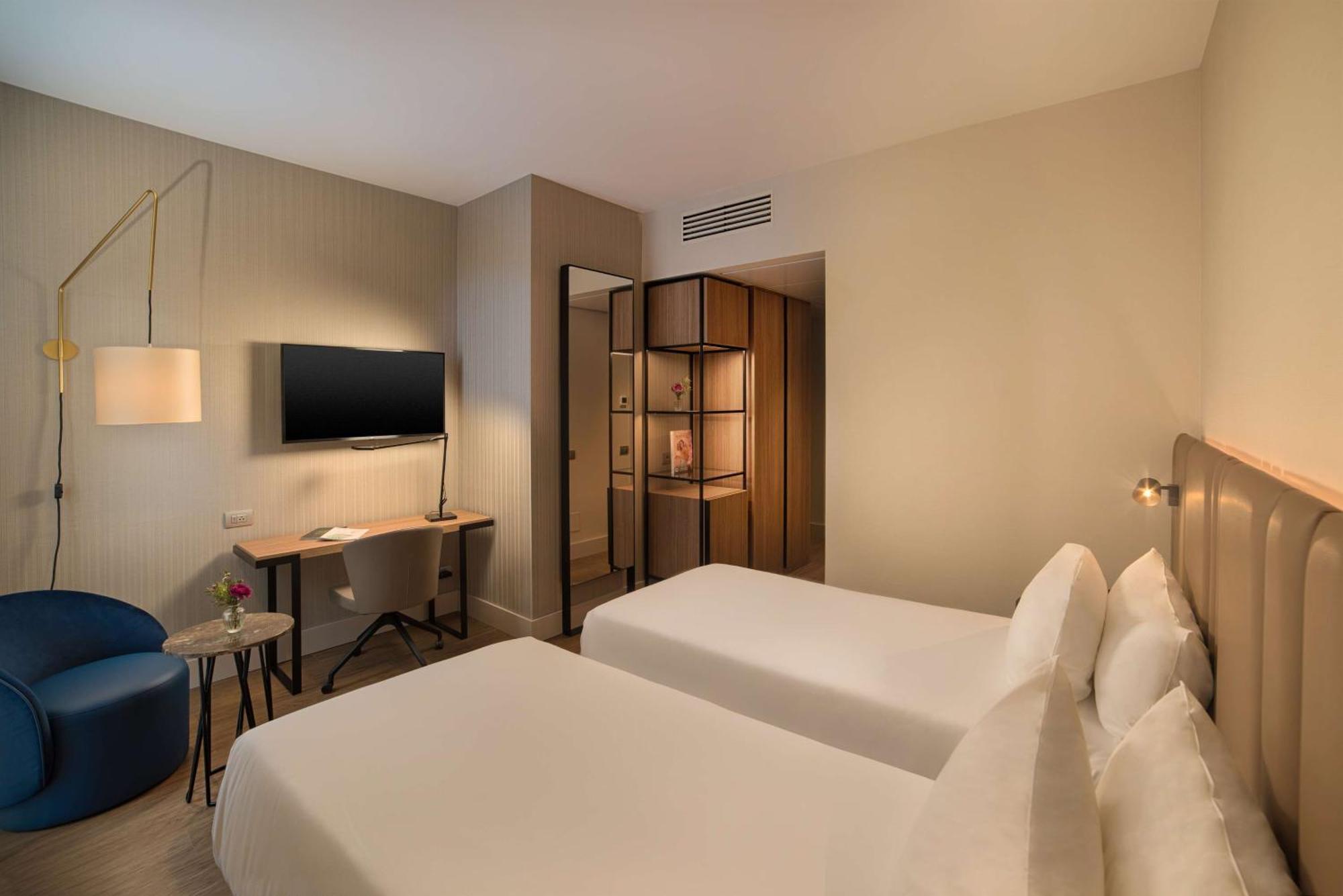 Nh Corso Buenos Aires Hotel 4*