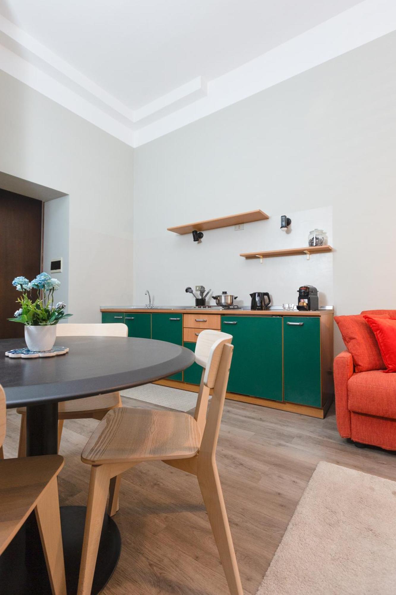 Da Laura - Center - M1 Station Apartment Mailand