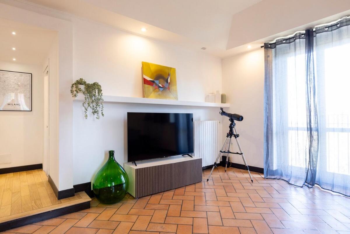 15th-century Apt, City-mxp Train Apartment Milan