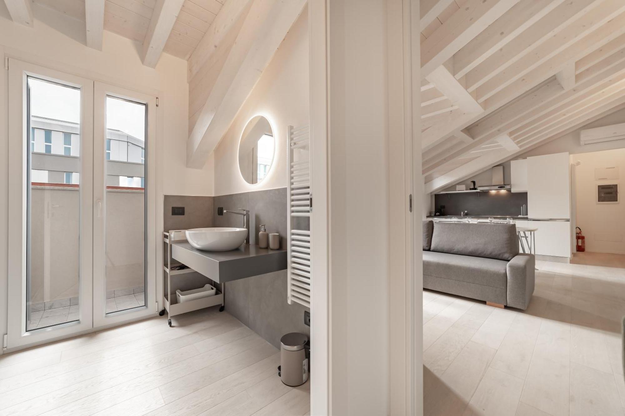 10 Min Walk From Prada, Bocconi And Metro * Milão