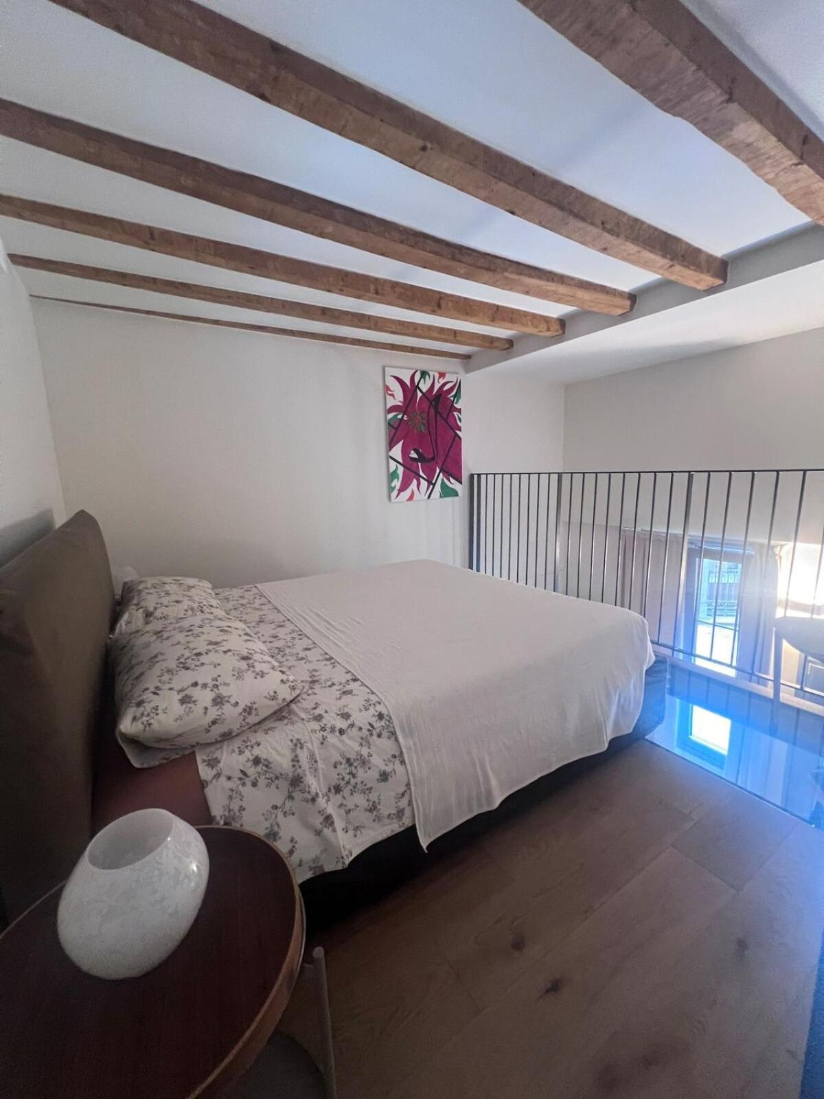 Porta Venezia Apartment *