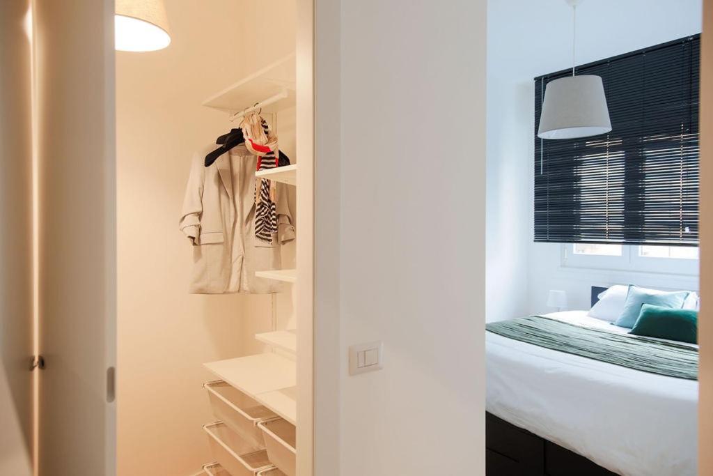 The Rent - Comfortable One-bedroom Near Porta Romana Apartment
