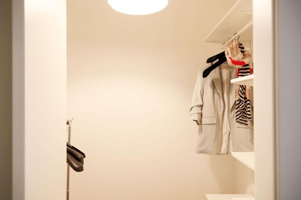 The Rent - Comfortable One-bedroom Near Porta Romana Apartment