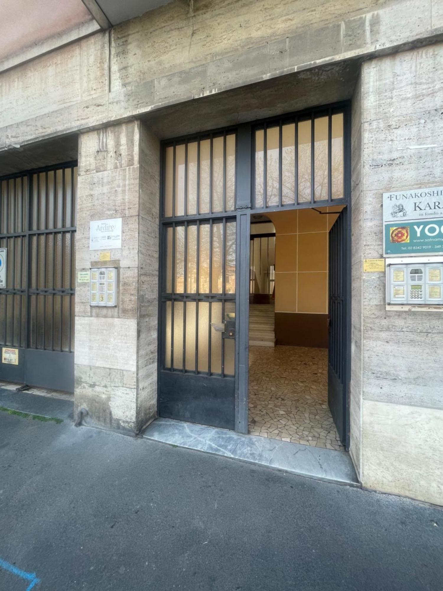 Urban Chic In Niguarda- 10 Minutes To Mm3 Apartment