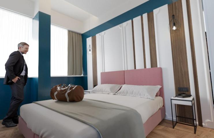 The Floor 3*