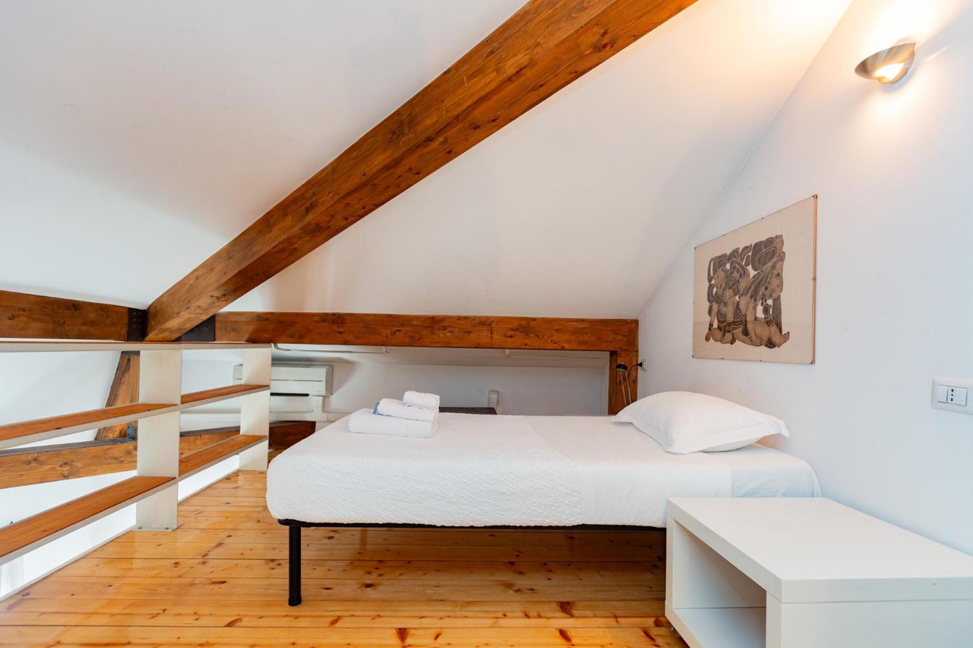 Apartment Ingegnoli1 Bright Floor Mailand