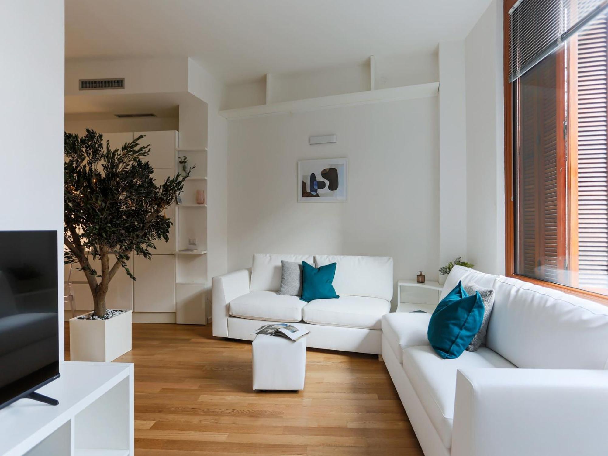 The Rent - In Crocetta * Milan