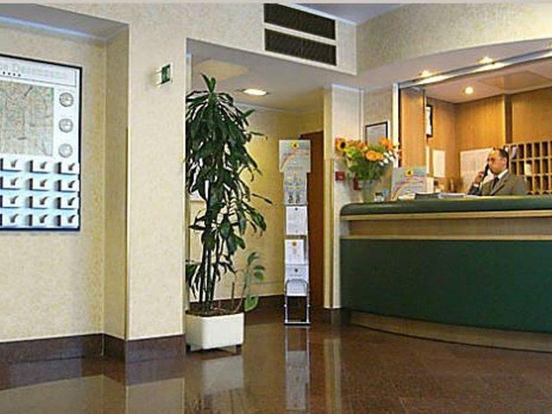Aparthotel Desenzano 3*