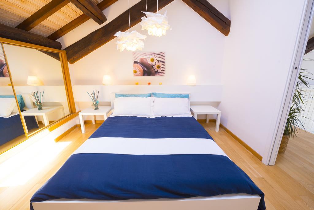 Via Breda 120 Apartamento *