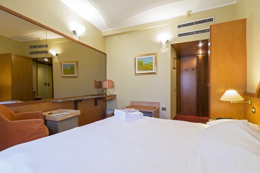 Carrobbio Hotel 4*