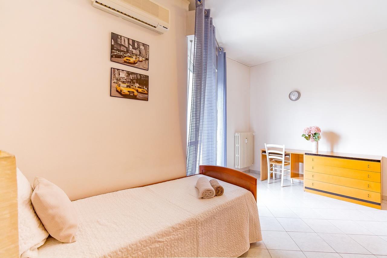 Alessia's Flat- Darsena Porta Genova M2 Apartment *