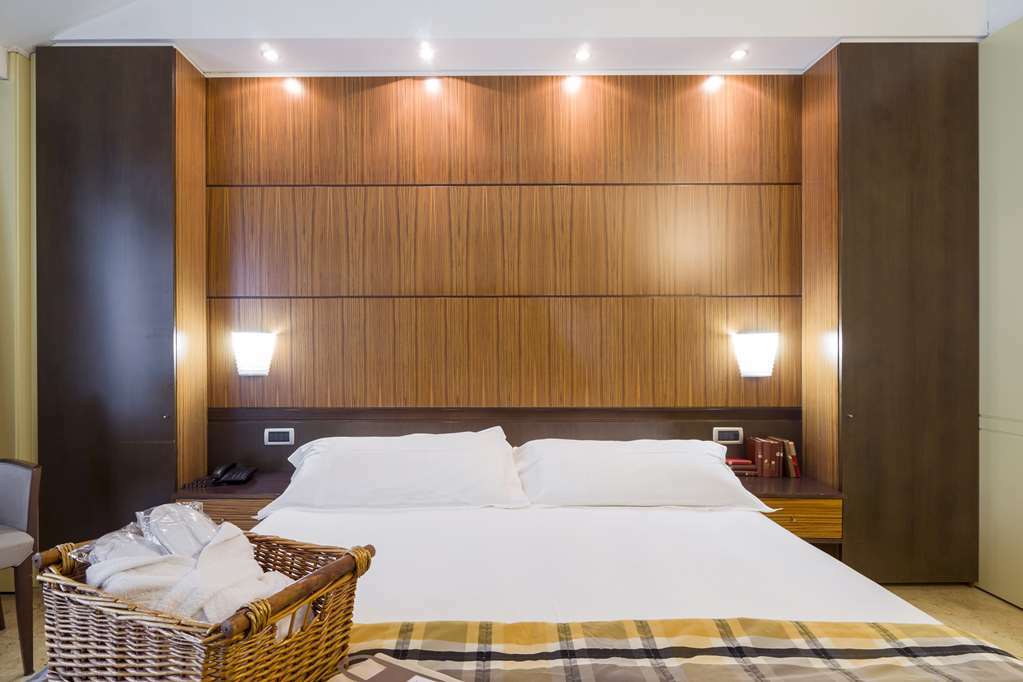 Hotel Carrobbio