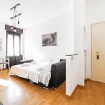 Red Subway Milano Apartment X4